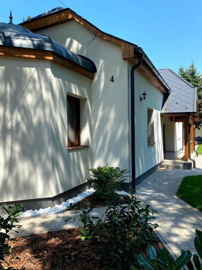 Karinthy Haz Guest House Siofok Exterior photo