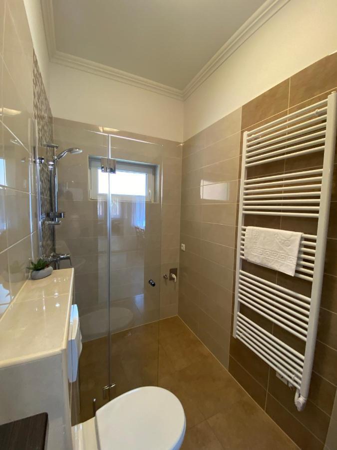 Karinthy Haz Guest House Siofok Exterior photo