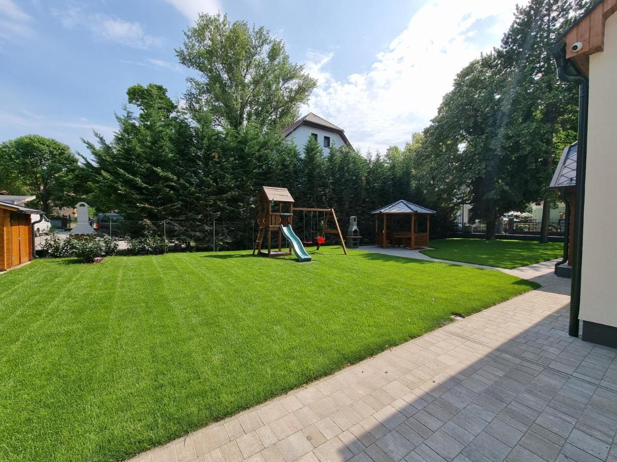 Karinthy Haz Guest House Siofok Exterior photo