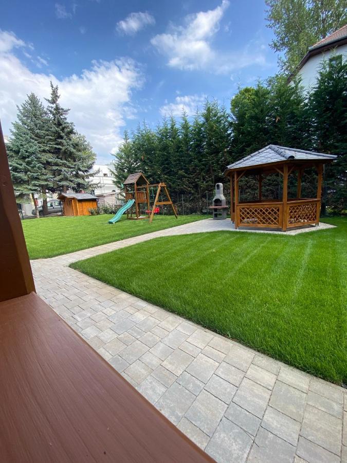 Karinthy Haz Guest House Siofok Exterior photo
